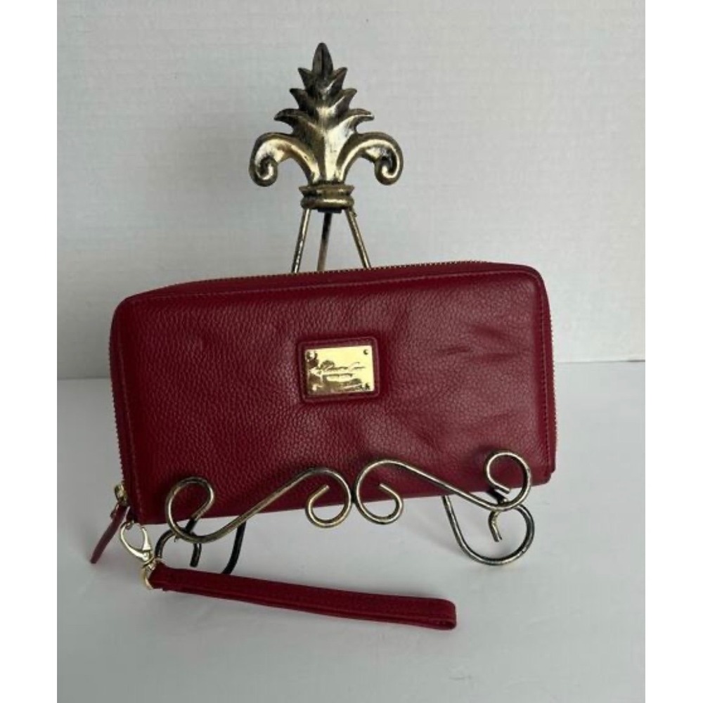 Kenneth Cole OS Red Burgundy Pebbled Leather Zip Around Wristlet Wallet
